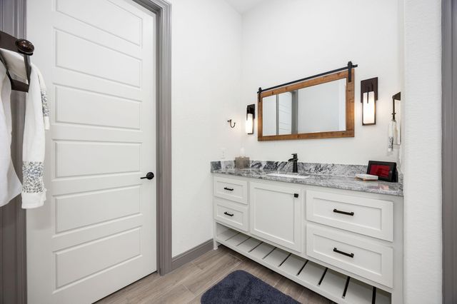 86 Dawns Edge Drive, Conroe, TX 77356