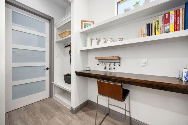 86 Dawns Edge Drive, Conroe, TX 77356