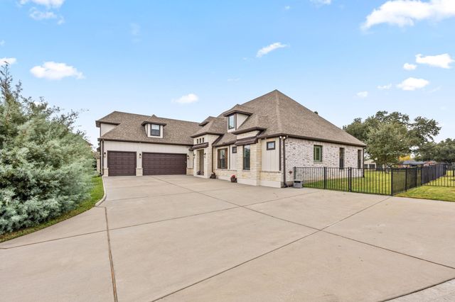 86 Dawns Edge Drive, Conroe, TX 77356