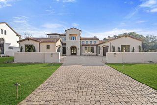 240 La Serena LOOP, Horseshoe Bay, TX 78657
