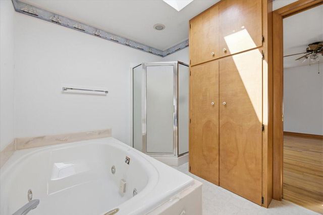 319 E ORCHARD Avenue, Council Bluffs, IA 51503