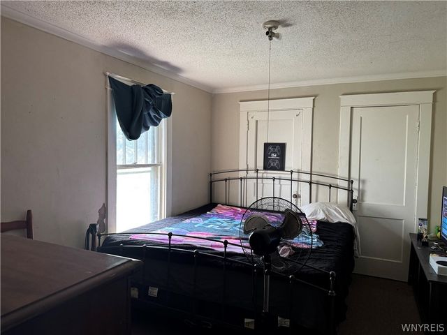 828 15th Street, Niagara Falls, NY 14301