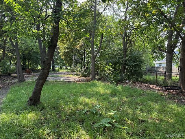 828 15th Street, Niagara Falls, NY 14301