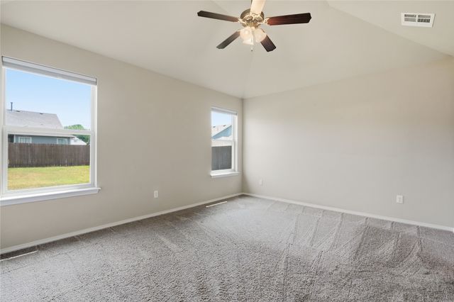 6700 S 20th Place, Broken Arrow, OK 74011