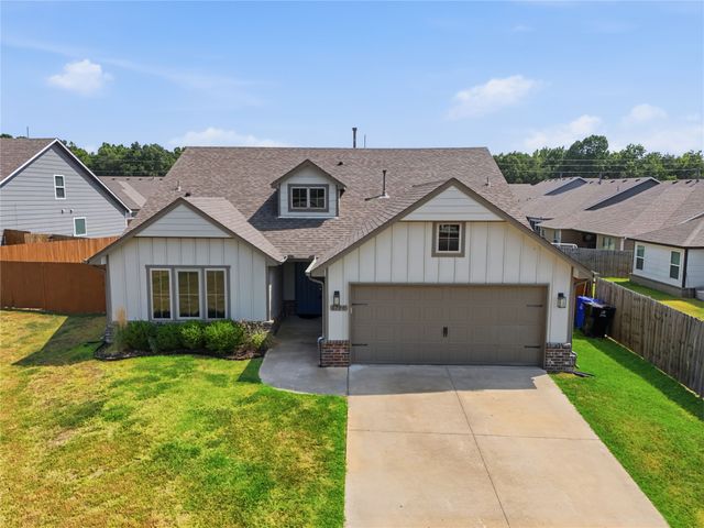 6700 S 20th Place, Broken Arrow, OK 74011