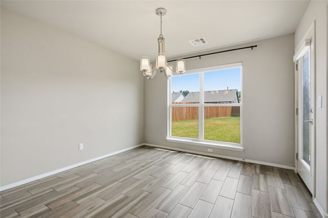 6700 S 20th Place, Broken Arrow, OK 74011
