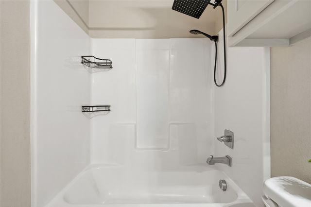 6700 S 20th Place, Broken Arrow, OK 74011
