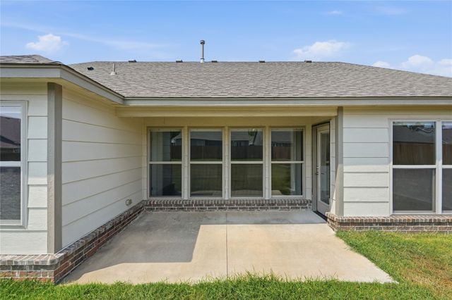 6700 S 20th Place, Broken Arrow, OK 74011