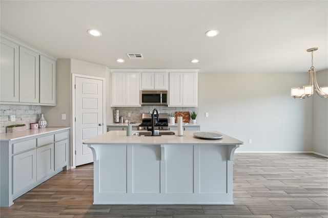 6700 S 20th Place, Broken Arrow, OK 74011