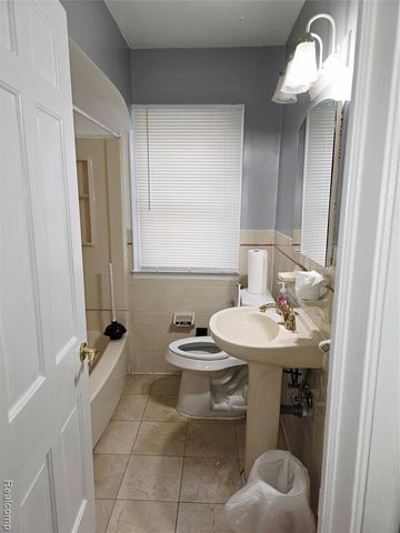 23259 Lawrence Avenue, Dearborn, MI 48128