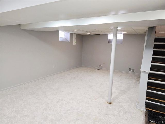 23259 Lawrence Avenue, Dearborn, MI 48128