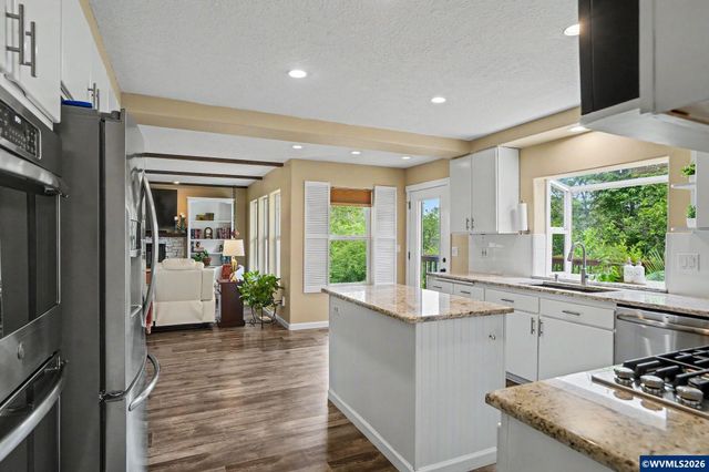 2255 Ellen Ln NW, Salem, OR 97304
