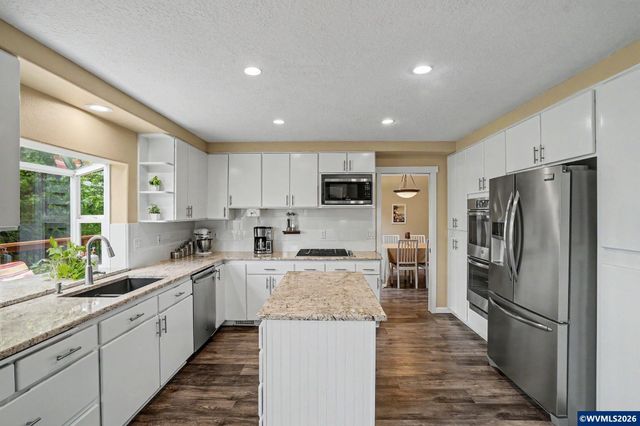 2255 Ellen Ln NW, Salem, OR 97304