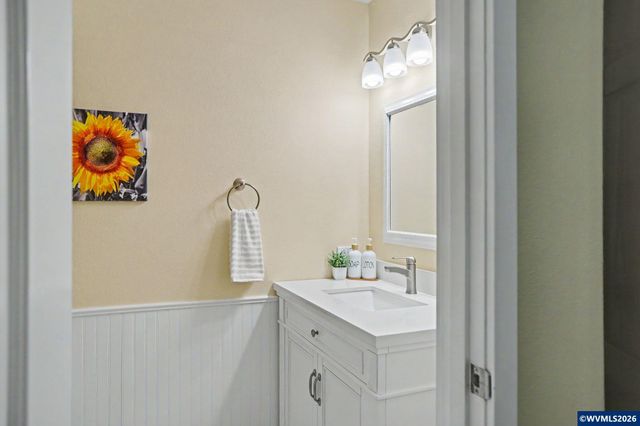 2255 Ellen Ln NW, Salem, OR 97304