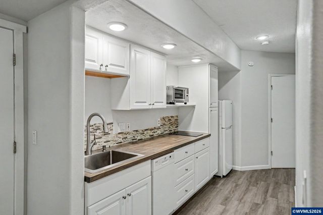 2255 Ellen Ln NW, Salem, OR 97304