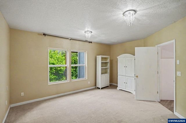 2255 Ellen Ln NW, Salem, OR 97304