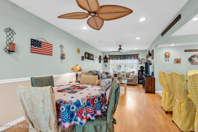 44 Kipling Way, Manalapan, NJ 07726