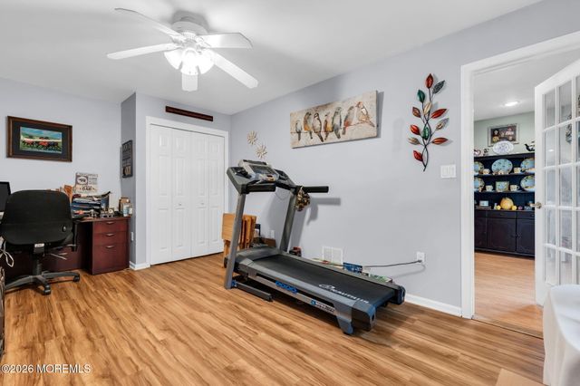 44 Kipling Way, Manalapan, NJ 07726