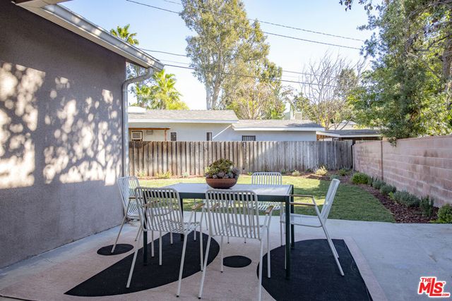13130 Crewe Street, North Hollywood, CA 91605