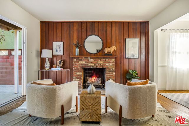 13130 Crewe Street, North Hollywood, CA 91605