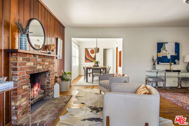 13130 Crewe Street, North Hollywood, CA 91605