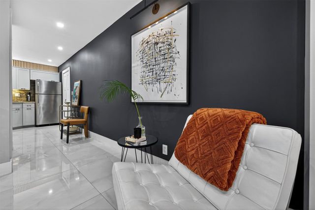 1930 NE 2nd Avenue L111, Wilton Manors, FL 33305