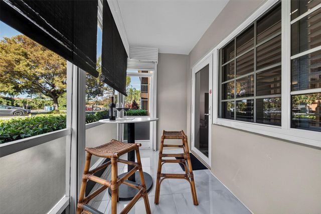 1930 NE 2nd Avenue L111, Wilton Manors, FL 33305