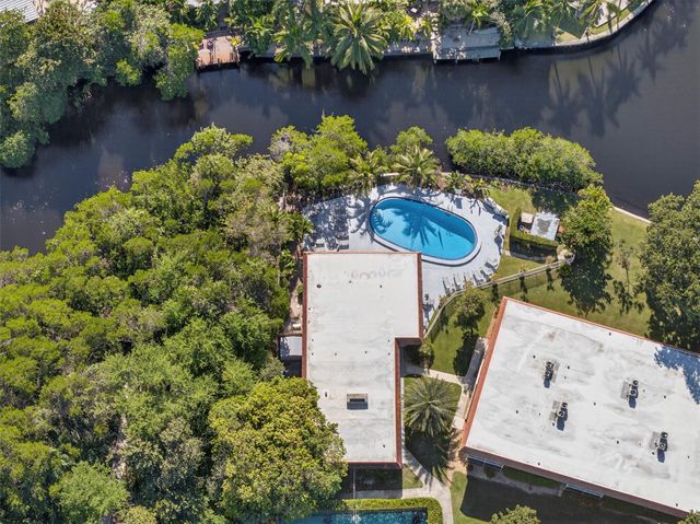 1930 NE 2nd Avenue L111, Wilton Manors, FL 33305