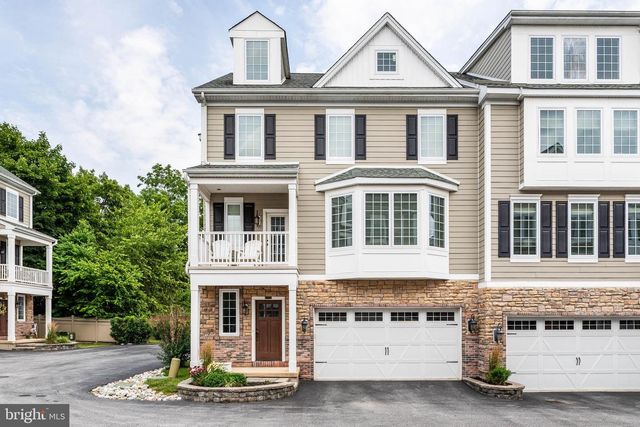 7 GREY CT, Berwyn, PA 19312