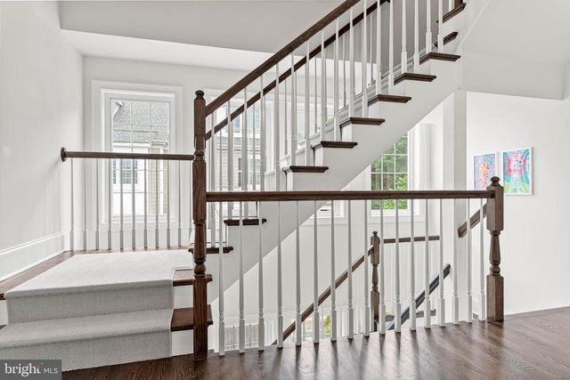 7 GREY CT, Berwyn, PA 19312