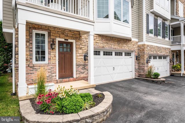 7 GREY CT, Berwyn, PA 19312