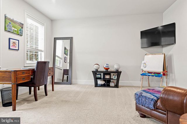 7 GREY CT, Berwyn, PA 19312