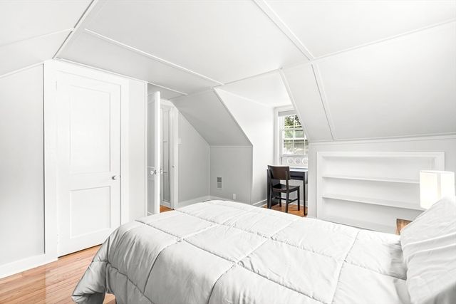 146 Hartford St, Natick, MA 01760