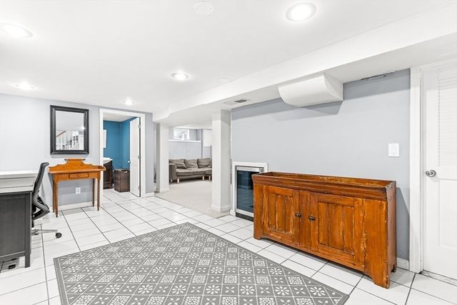 146 Hartford St, Natick, MA 01760