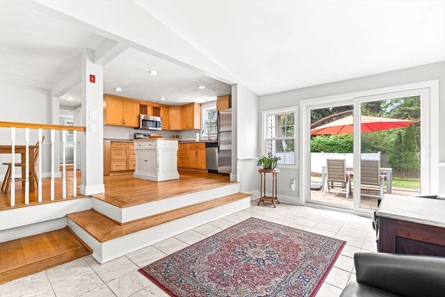 146 Hartford St, Natick, MA 01760