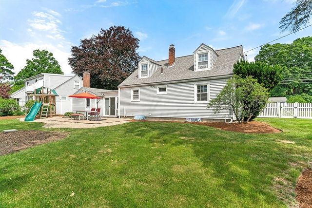 146 Hartford St, Natick, MA 01760
