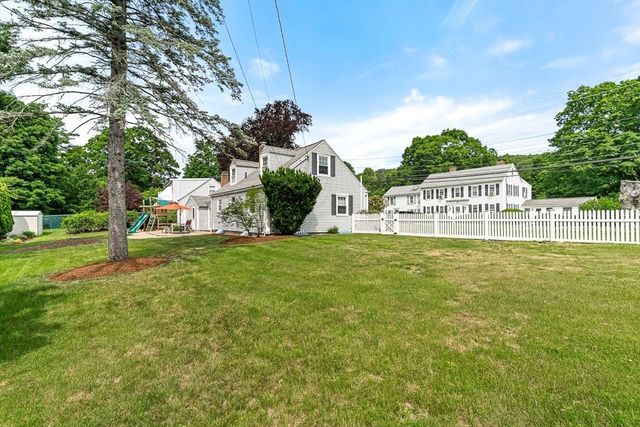 146 Hartford St, Natick, MA 01760