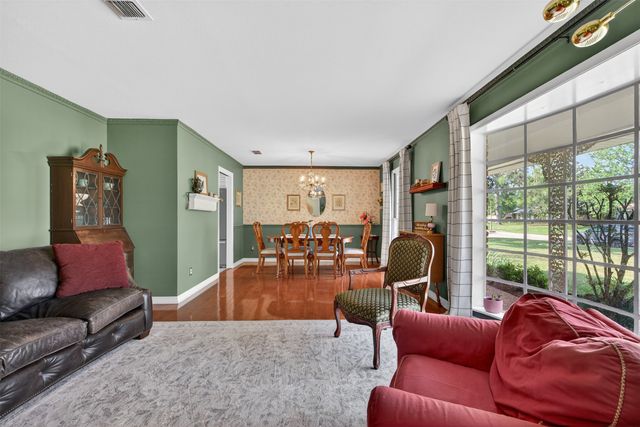 6117 Gaylyn Drive, Shreveport, LA 71105