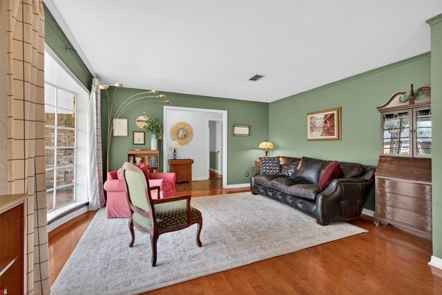 6117 Gaylyn Drive, Shreveport, LA 71105