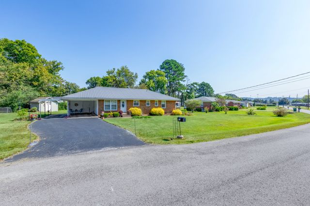 910 Abernathy Dr, Pulaski, TN 38478