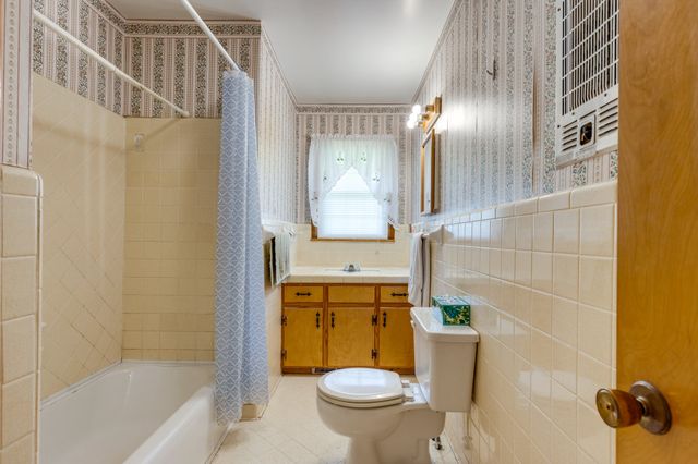 910 Abernathy Dr, Pulaski, TN 38478