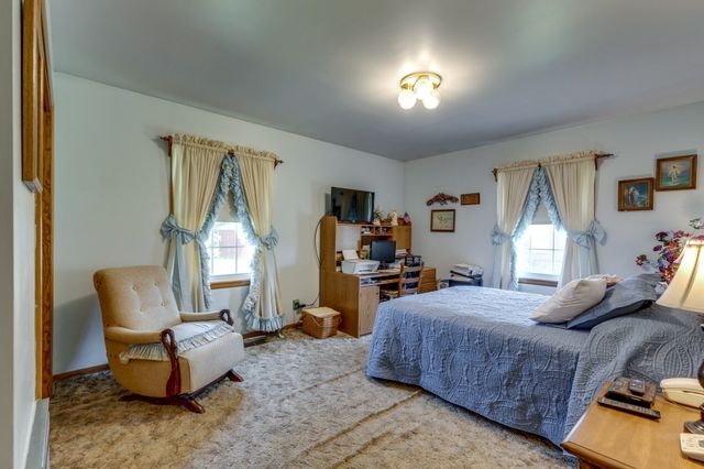 910 Abernathy Dr, Pulaski, TN 38478