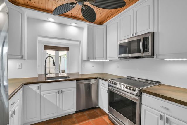 770 E CAMINO REAL 0040, Boca Raton, FL 33432