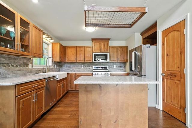 27 Twinbrook Drive, Blairsville, GA 30512