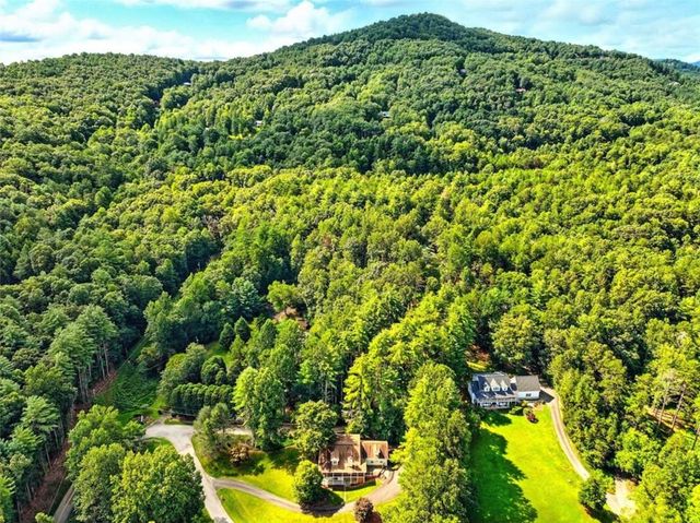 27 Twinbrook Drive, Blairsville, GA 30512