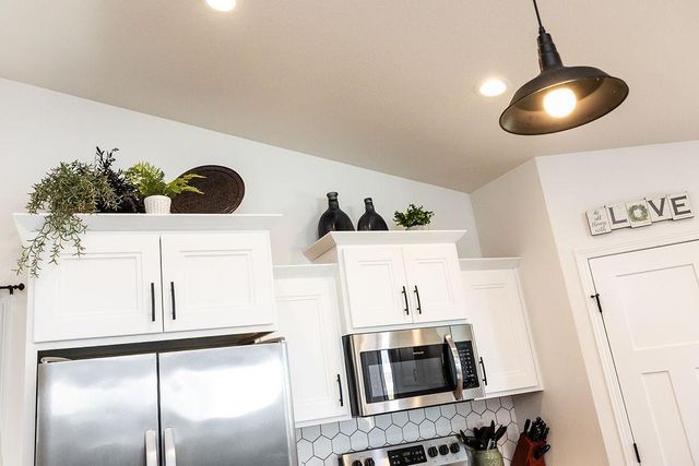 1178 ALBERT Court W, West Fargo, ND 58078