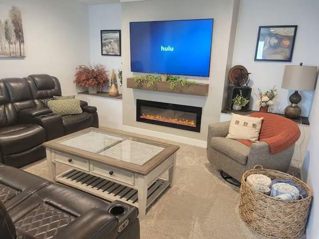 1178 ALBERT Court W, West Fargo, ND 58078