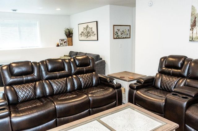 1178 ALBERT Court W, West Fargo, ND 58078