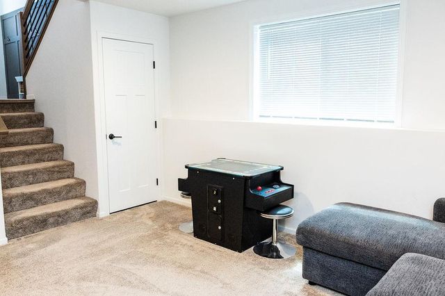 1178 ALBERT Court W, West Fargo, ND 58078