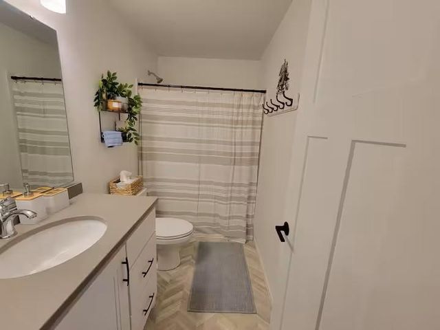 1178 ALBERT Court W, West Fargo, ND 58078